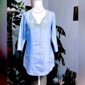 🛍️I love Linen  100% Linen light blue with embroidered neck line size Small (6)